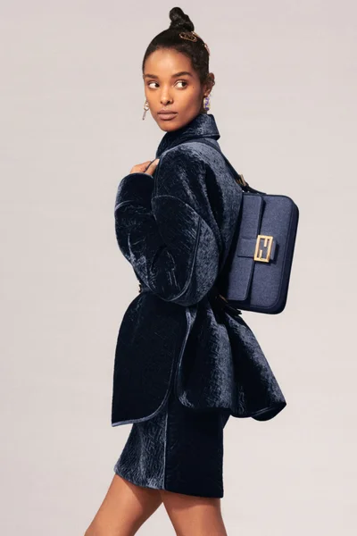Look 11